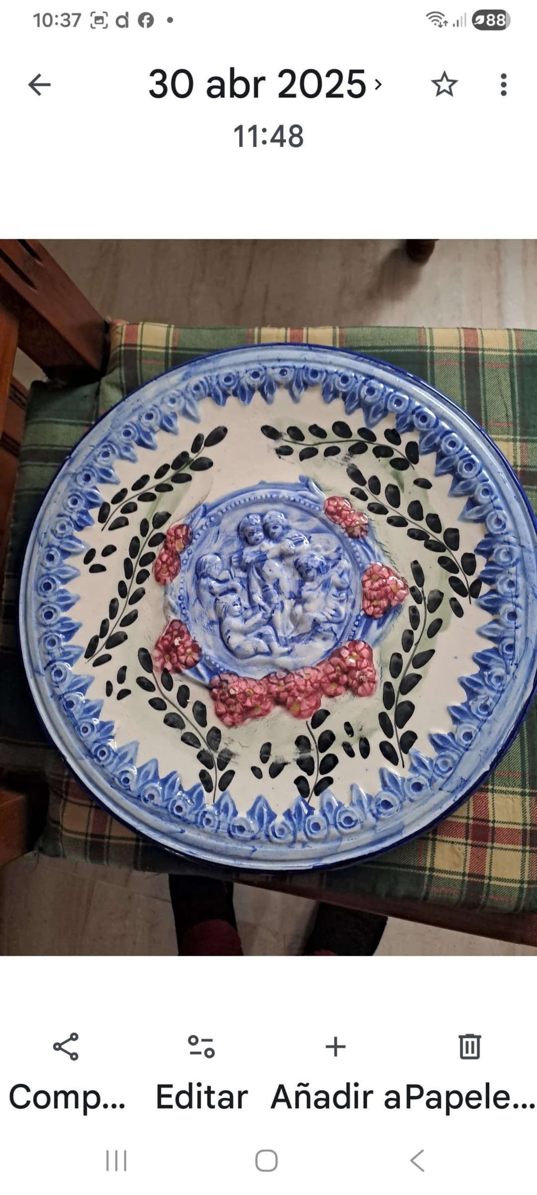 Plato de cerámica andaluza